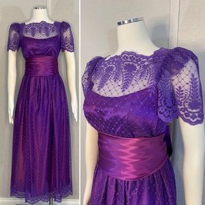 Vintage 60s ILGWU purple lace dress